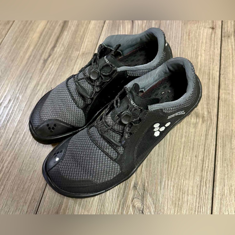 Vivo Barefoot Black and Gray Trail Shoes
